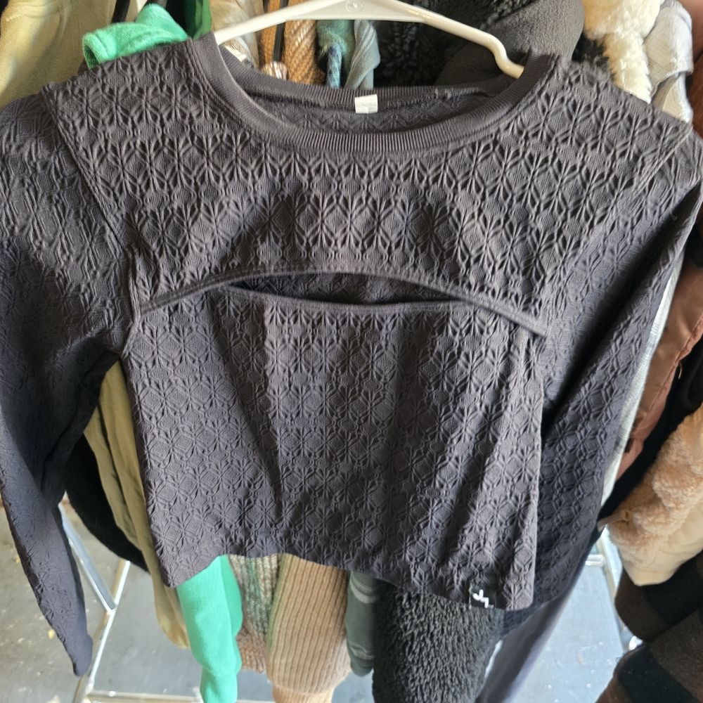 Elegant Black Textured Crop Top